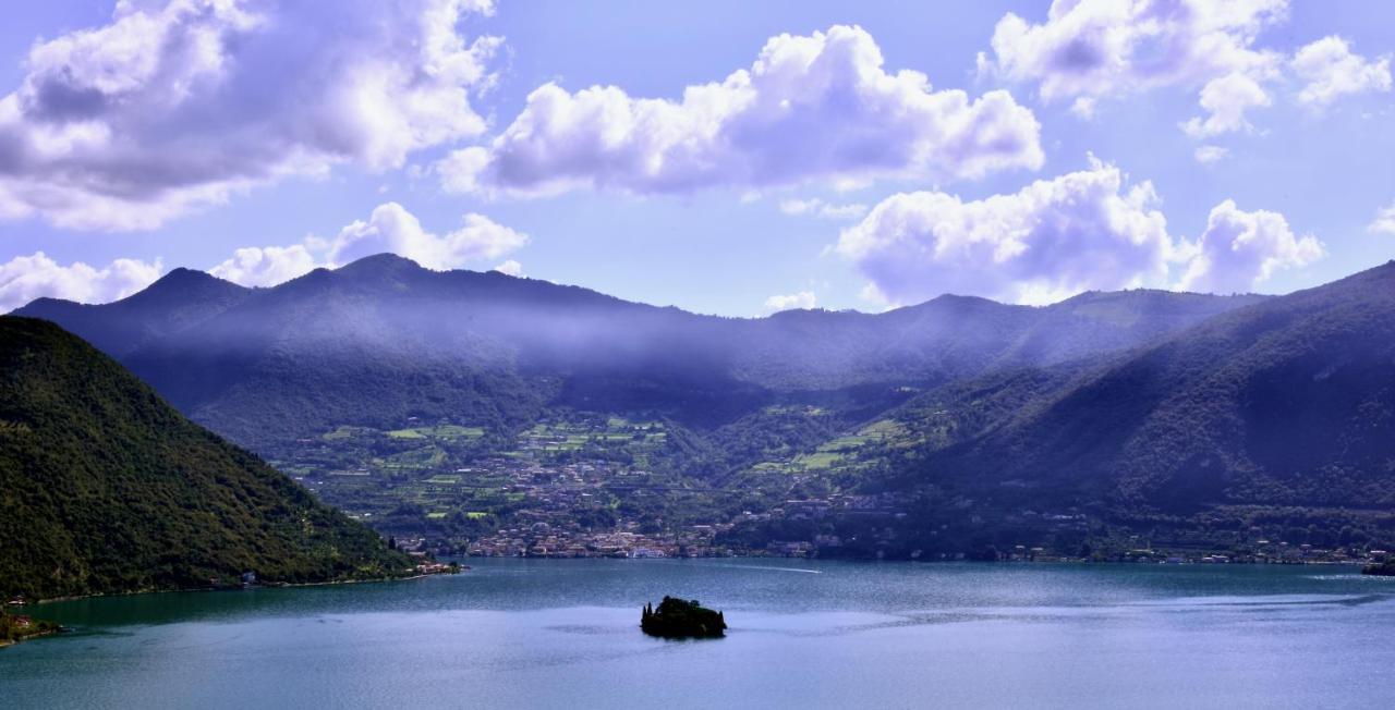 Italian Vacation Homes - La Petite Maison Du Lac Tavernola Bergamasca Exteriér fotografie