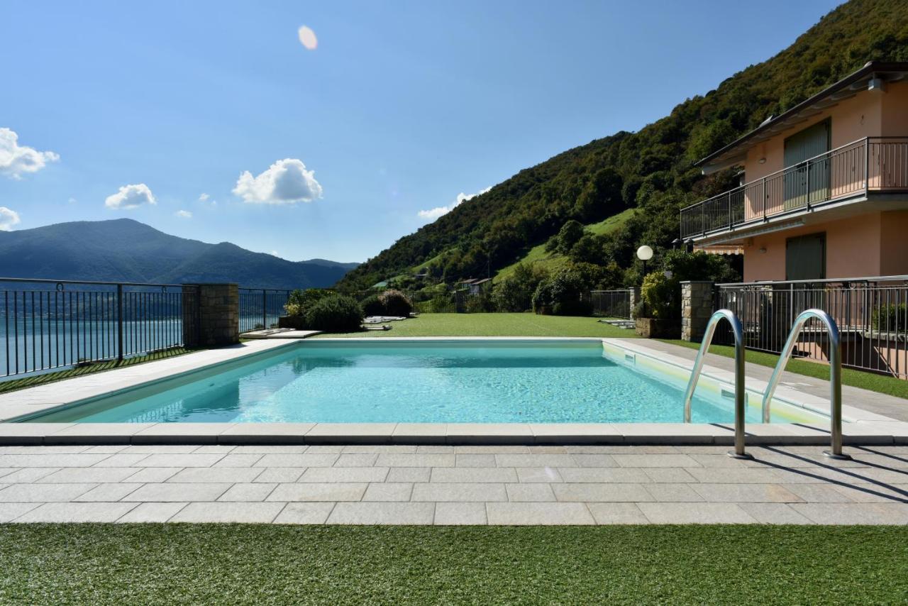 Italian Vacation Homes - La Petite Maison Du Lac Tavernola Bergamasca Exteriér fotografie