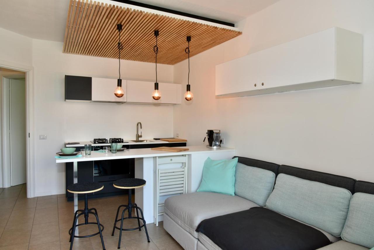 Italian Vacation Homes - La Petite Maison Du Lac Tavernola Bergamasca Exteriér fotografie