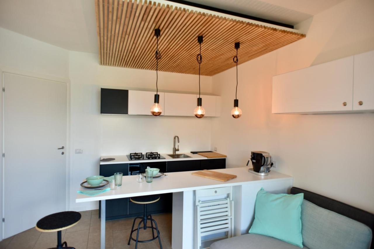 Italian Vacation Homes - La Petite Maison Du Lac Tavernola Bergamasca Exteriér fotografie